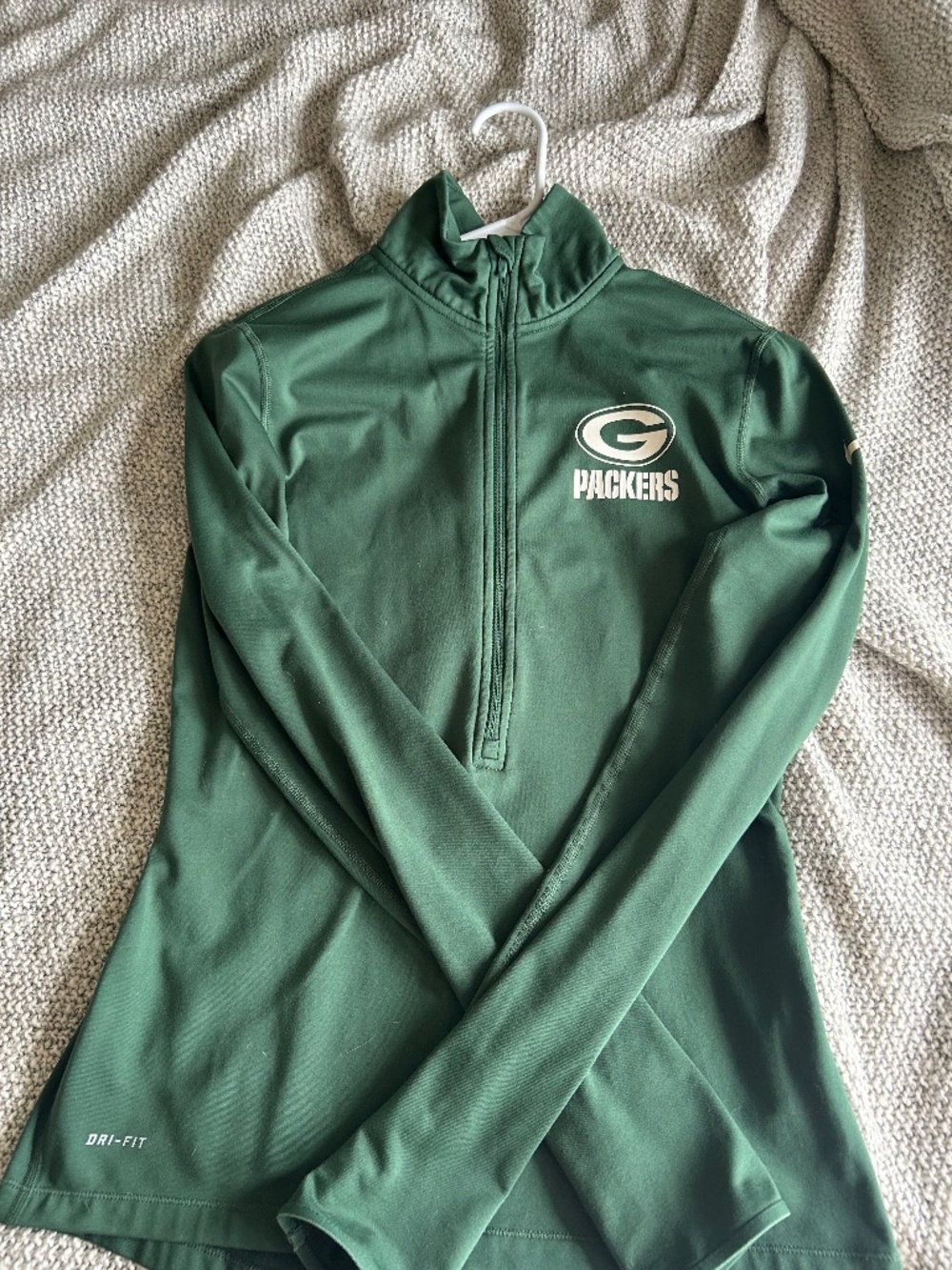 Nike Green Bay Packers 1/4 Zip Pullover Womens Medium Dri Fit Green NFL Apparel